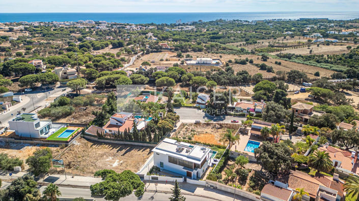 Image No.6-4 Bed Villa for sale