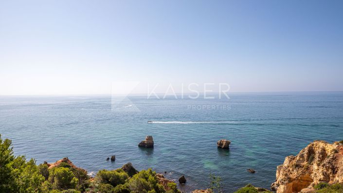 Image No.2-4 Bed Villa for sale