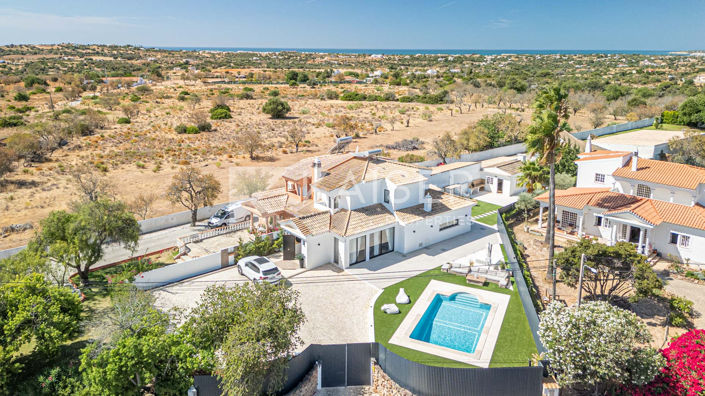 Image No.3-Villa de 3 chambres à vendre à Albufeira