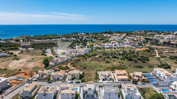 Image No.28-4 Bed Villa for sale