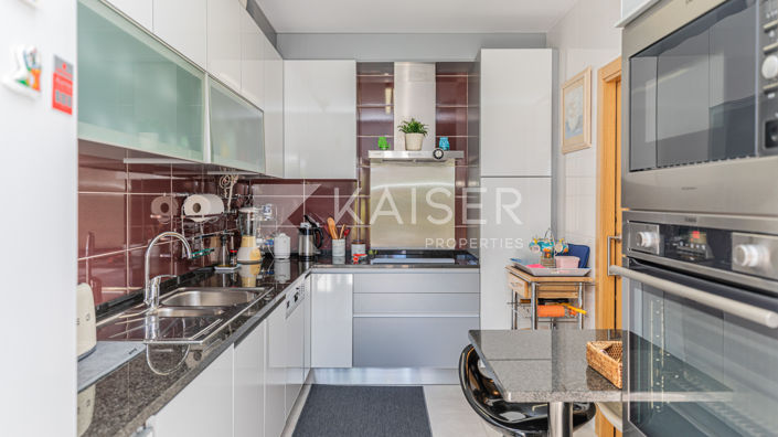 Image No.14-3 Bed Apartment for sale