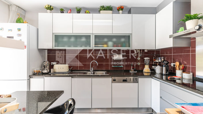 Image No.15-3 Bed Apartment for sale