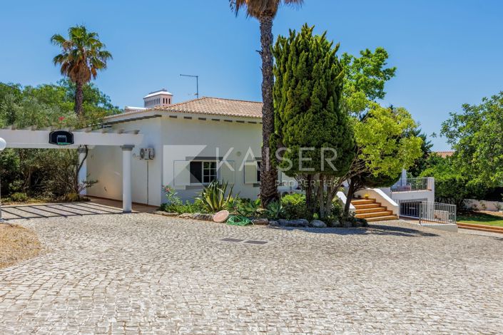 Image No.8-4 Bed Villa for sale