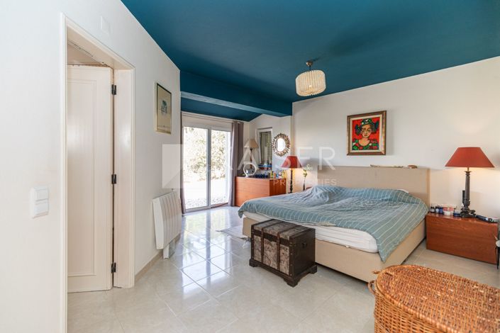 Image No.12-3 Bed Villa for sale