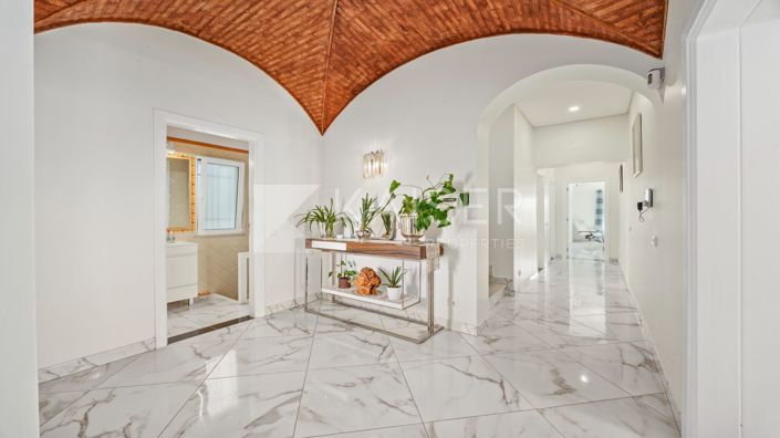 Image No.24-4 Bed Villa for sale