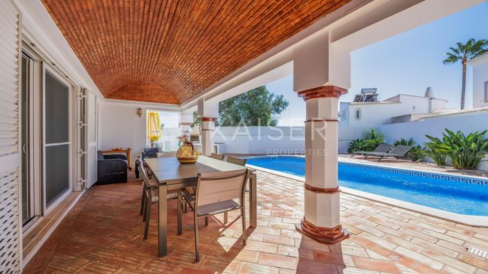 Image No.8-4 Bed Villa for sale