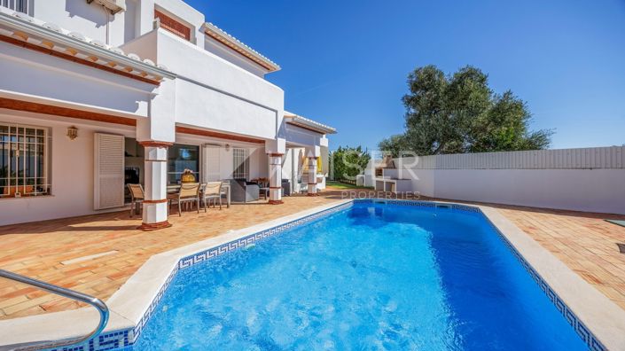 Image No.9-4 Bed Villa for sale