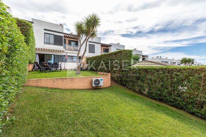 Image No.21-3 Bed Townhouse for sale
