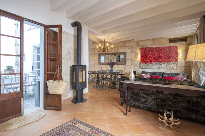 Image No.2-4 Bed Townhouse for sale