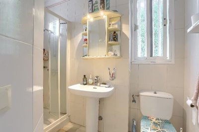 Bedroom 2 en suite
