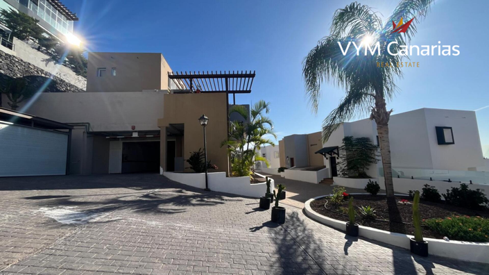 Image No.43-4 Bed Villa for sale