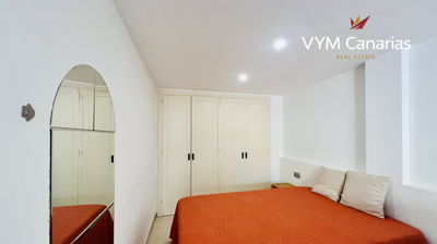 427862194