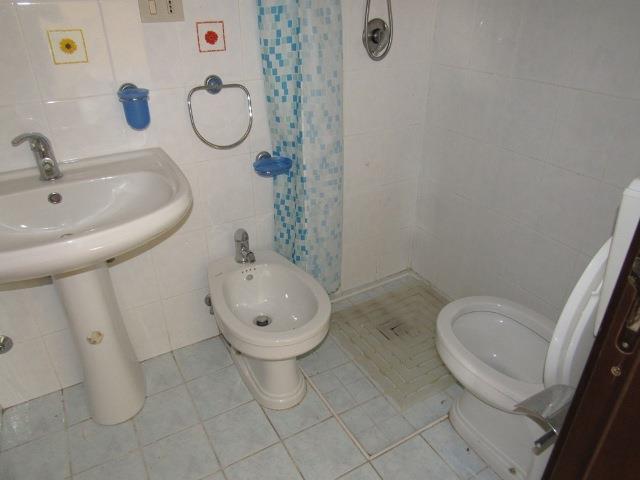 Image No.7-6 Bed Country House for sale