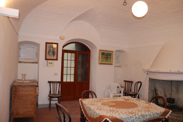 Image No.25-3 Bed Townhouse for sale