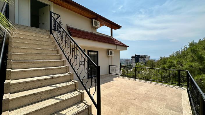 Image No.32-Villa / Détaché de 4 chambres à vendre à Çiplakli