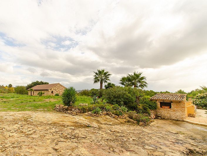 Image No.14-7 Bed Villa for sale