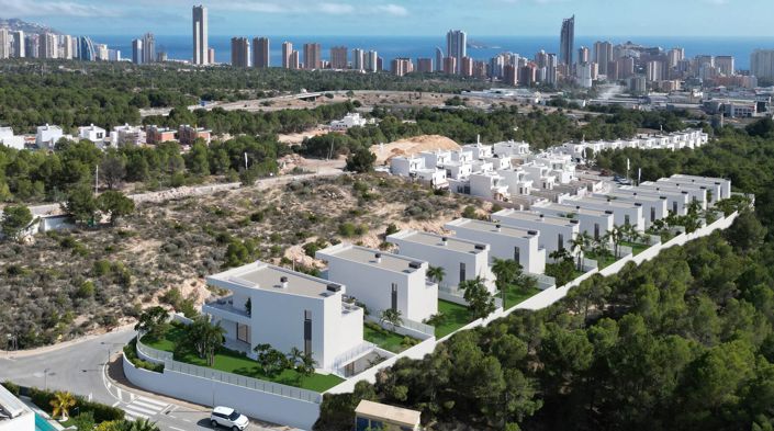 Image No.3-3 Bed Villa for sale
