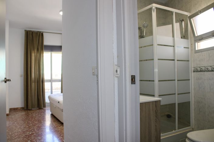 Image No.10-3 Bed Apartment for sale
