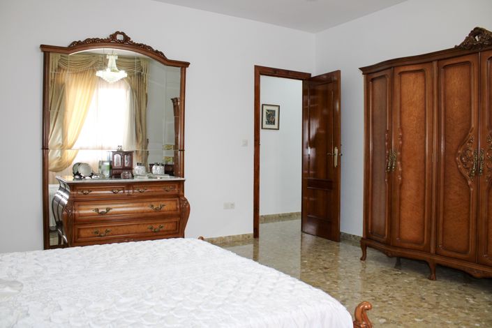 Image No.24-4 Bed Villa for sale