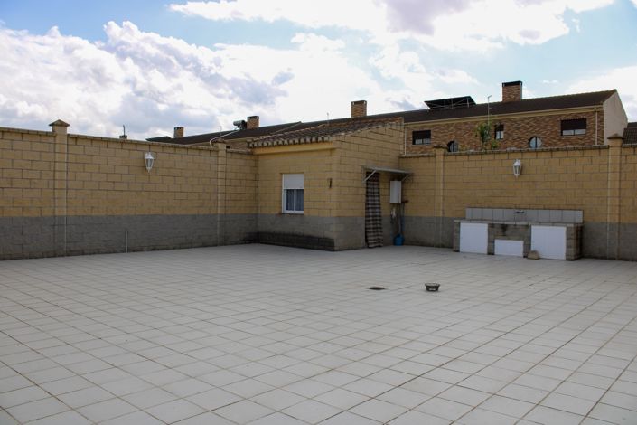 Image No.35-4 Bed Villa for sale