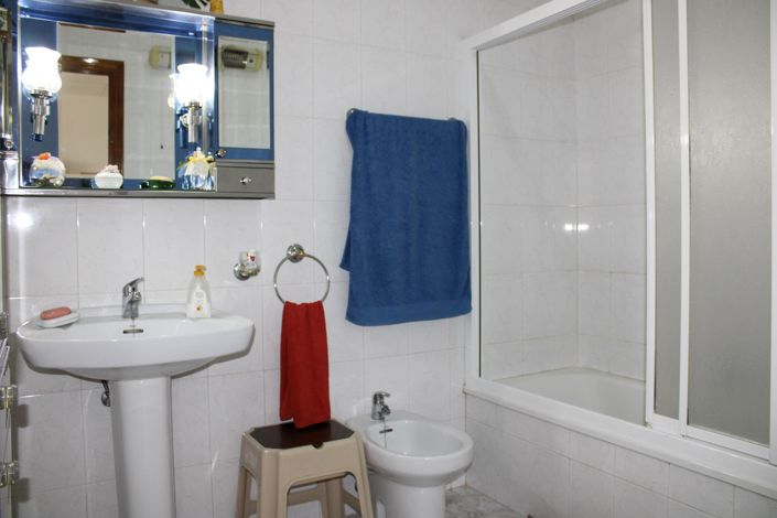 Image No.48-4 Bed Villa for sale