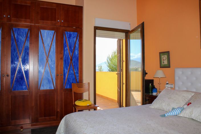 Image No.31-6 Bed Villa for sale