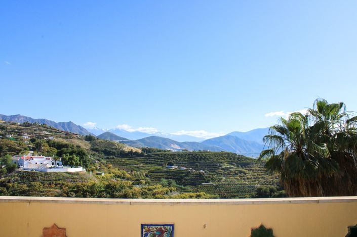 Image No.41-6 Bed Villa for sale
