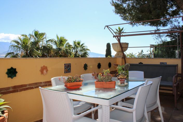 Image No.43-6 Bed Villa for sale