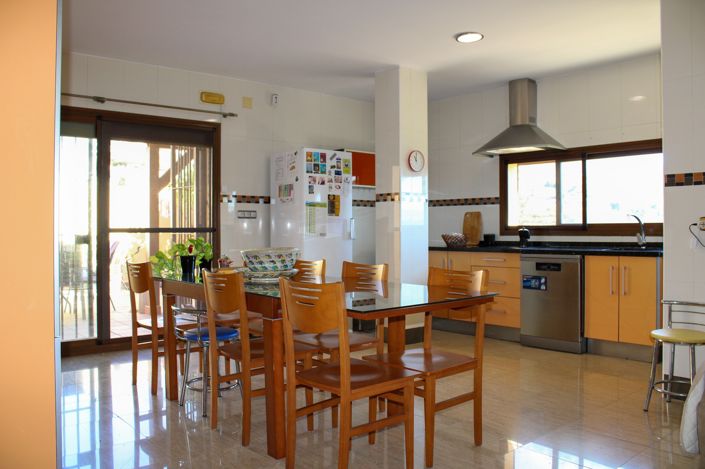Image No.53-6 Bed Villa for sale