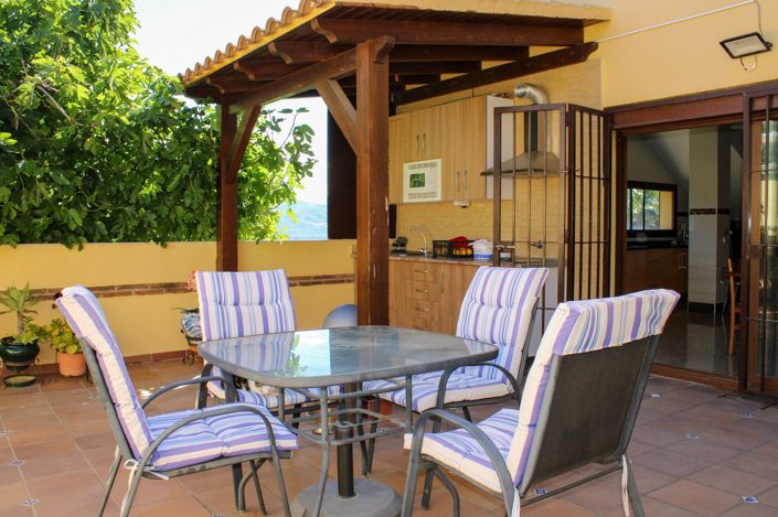 Image No.54-6 Bed Villa for sale