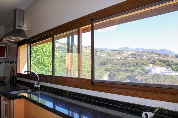 Image No.58-6 Bed Villa for sale