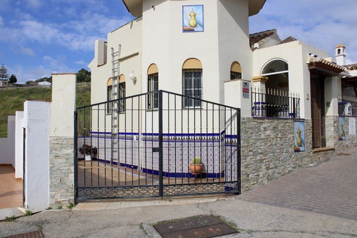 Image No.49-4 Bed Villa for sale