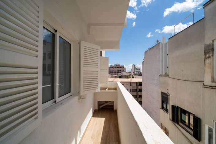 Image No.4-4 Bed Penthouse for sale
