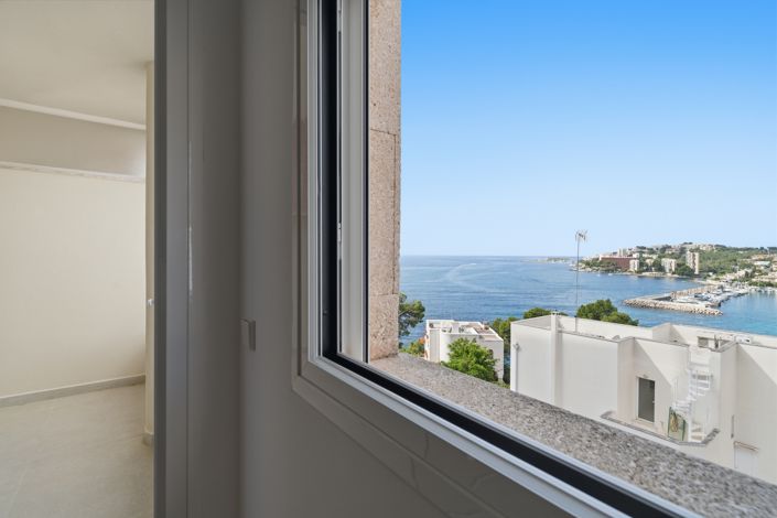 Image No.30-2 Bed Apartment for sale