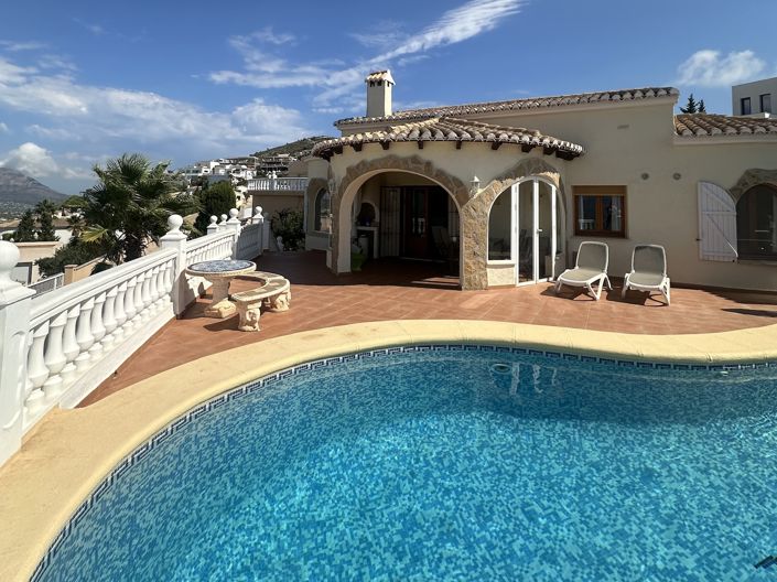 Image No.3-3 Bed Villa for sale