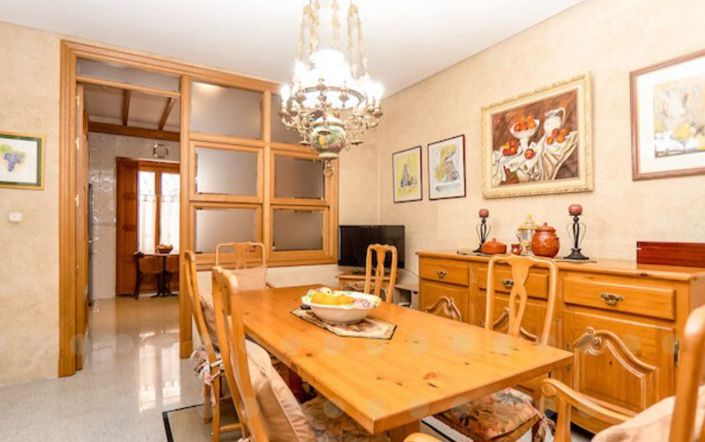 Image No.6-4 Bed Townhouse for sale