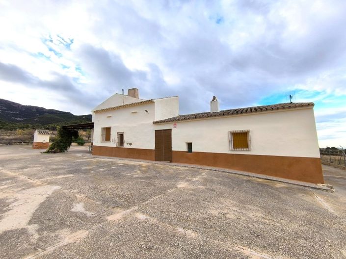 Image No.5-5 Bed Country House for sale