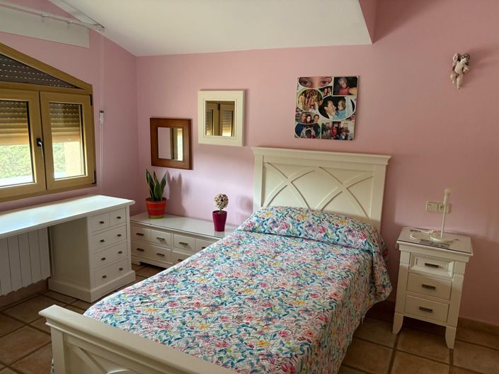 Image No.17-6 Bed Villa for sale