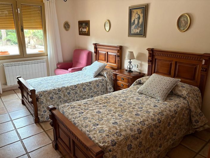 Image No.18-6 Bed Villa for sale
