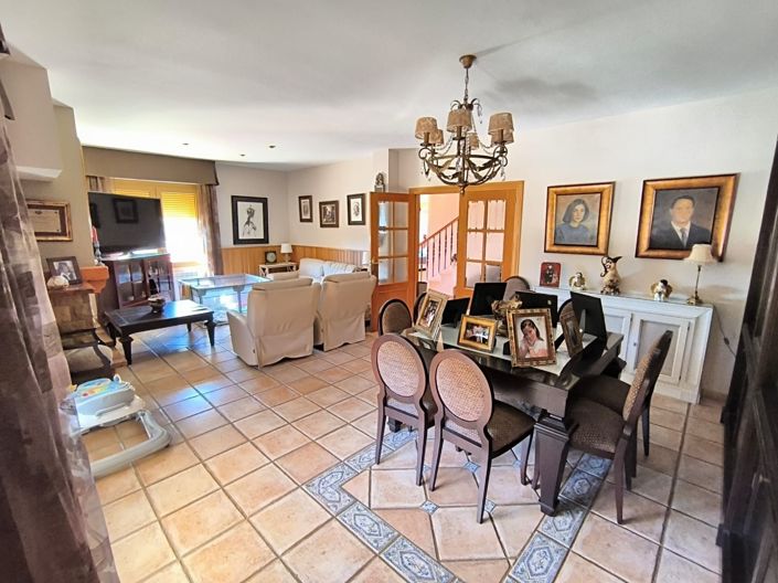 Image No.6-6 Bed Villa for sale