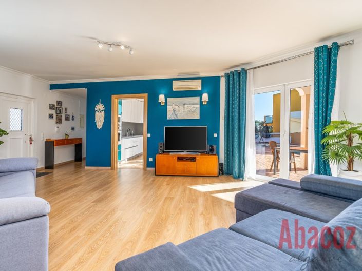 Image No.6-4 Bed Villa for sale
