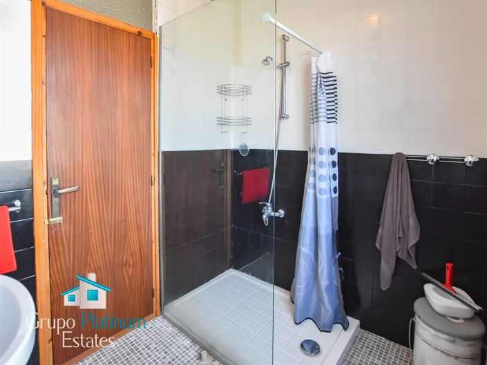 Image No.22-6 Bed Villa for sale