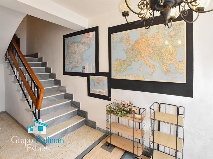 Image No.9-6 Bed Villa for sale