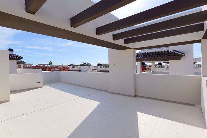 Image No.20-3 Bed Property for sale