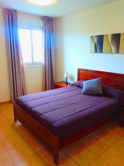 Image No.11-2 Bed Property for sale