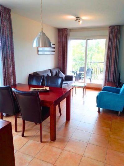Image No.8-2 Bed Property for sale