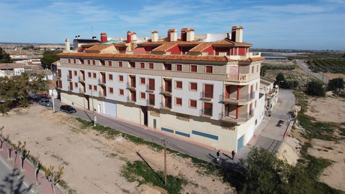 Image No.12-3 Bed Apartment for sale