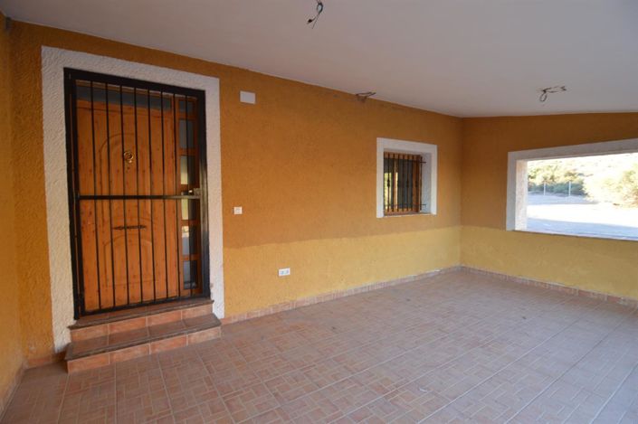 Image No.12-3 Bed Villa for sale