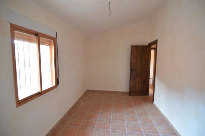 Image No.8-3 Bed Villa for sale