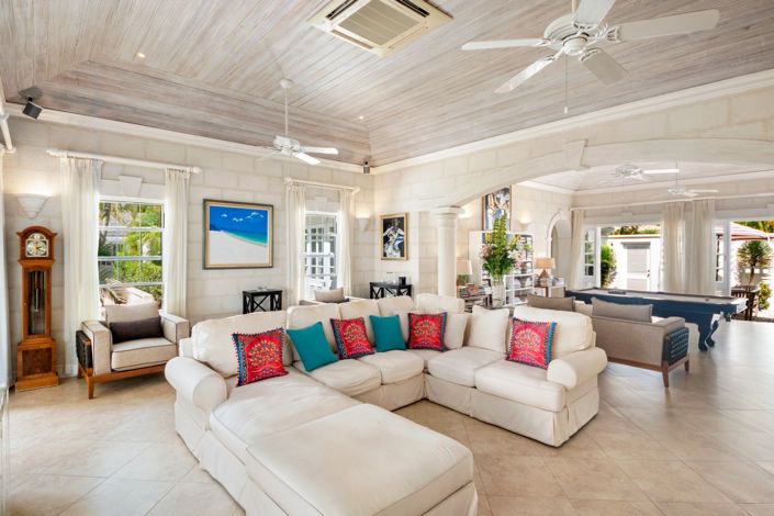 Image No.8-6 Bed Villa for sale
